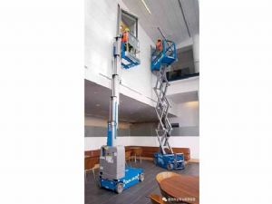 剪式高空作業(yè)車